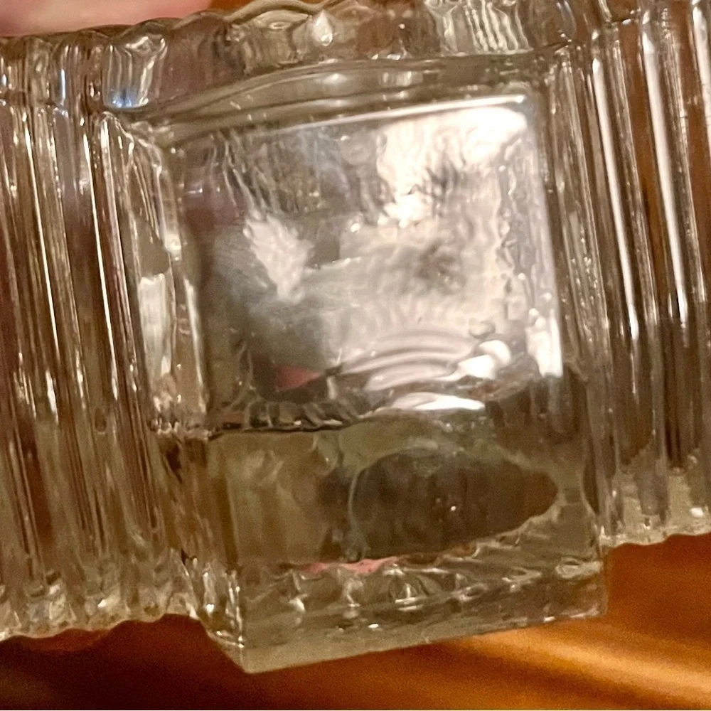 Avon VTG 1981 Glistening Tree Crystal Glass Waterfall Christmas Votive Holder